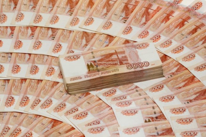 Судебные приставы Пермского края взыскали 1 млн рублей в пользу женщины, серьезно пострадавшей в ДТП